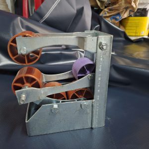 Đợ giữa mái thả